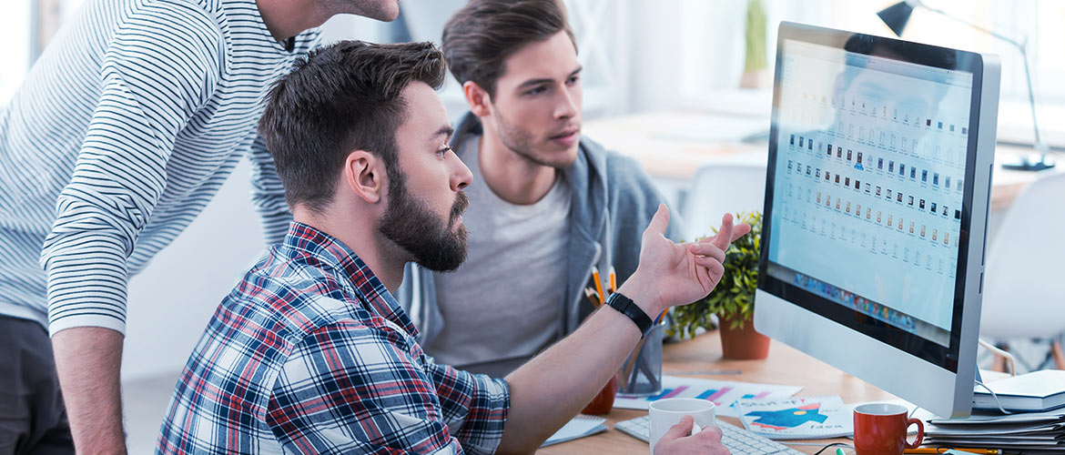 نحن نعمل معا كفريق عمل واحد